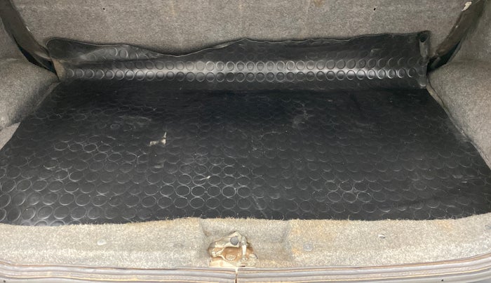 2010 Maruti Alto LXI, Petrol, Manual, 63,999 km, Boot Inside
