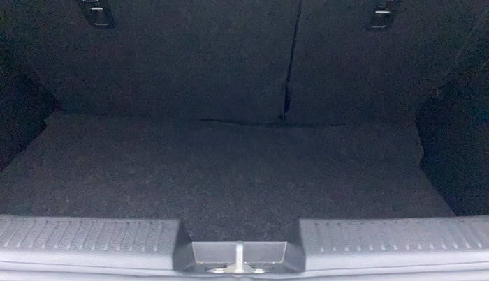 2022 Toyota Glanza V AMT, Petrol, Automatic, 12,089 km, Boot Inside