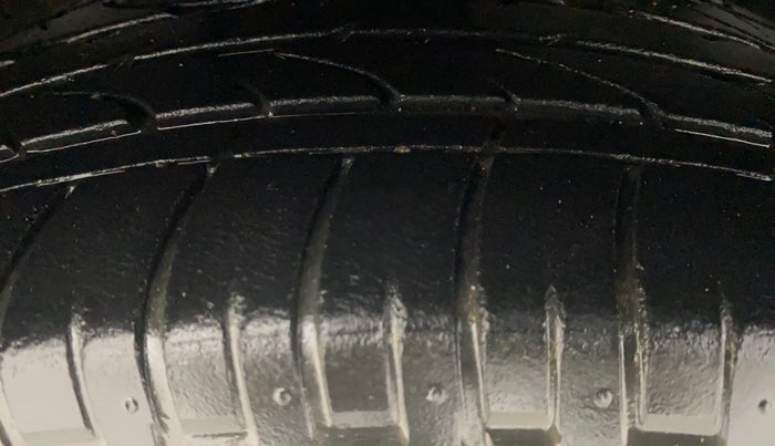 2016 Hyundai Creta SX PLUS AT 1.6 PETROL, Petrol, Automatic, 51,048 km, Right Rear Tyre Tread