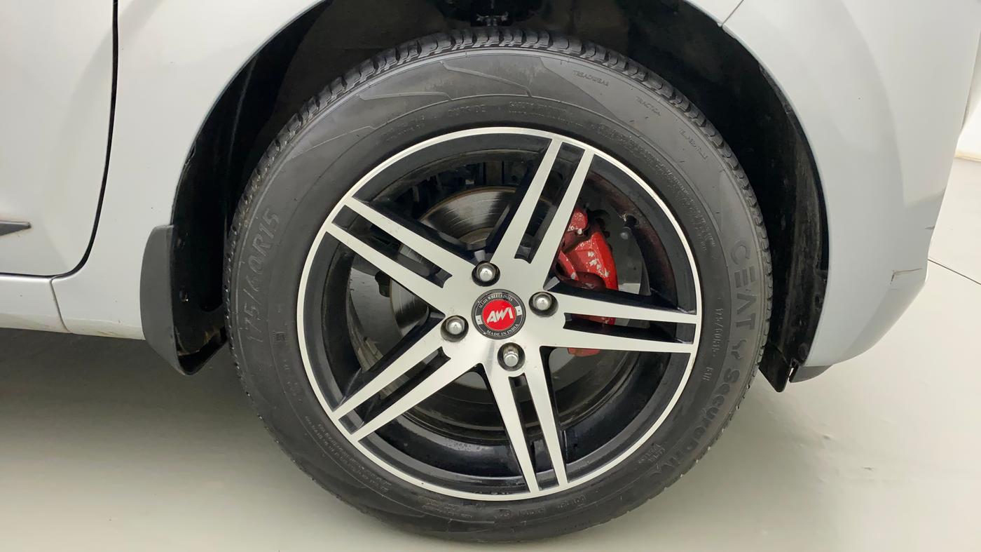 2021 Hyundai GRAND I10 NIOS SPORTZ 1.2 KAPPA VTVT, Petrol, Manual, 22,222 km, Right Front Wheel