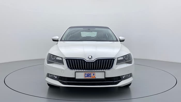 2016 Skoda Superb 1.8 TSI STYLE AT, Petrol, Automatic, 16,479 km, Front