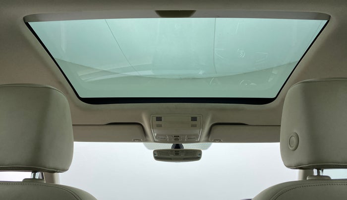 2016 Skoda Superb 1.8 TSI STYLE AT, Petrol, Automatic, 16,479 km, Moonroof/ Sunroof