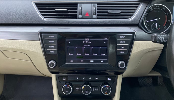 2016 Skoda Superb 1.8 TSI STYLE AT, Petrol, Automatic, 16,479 km, Air Conditioner