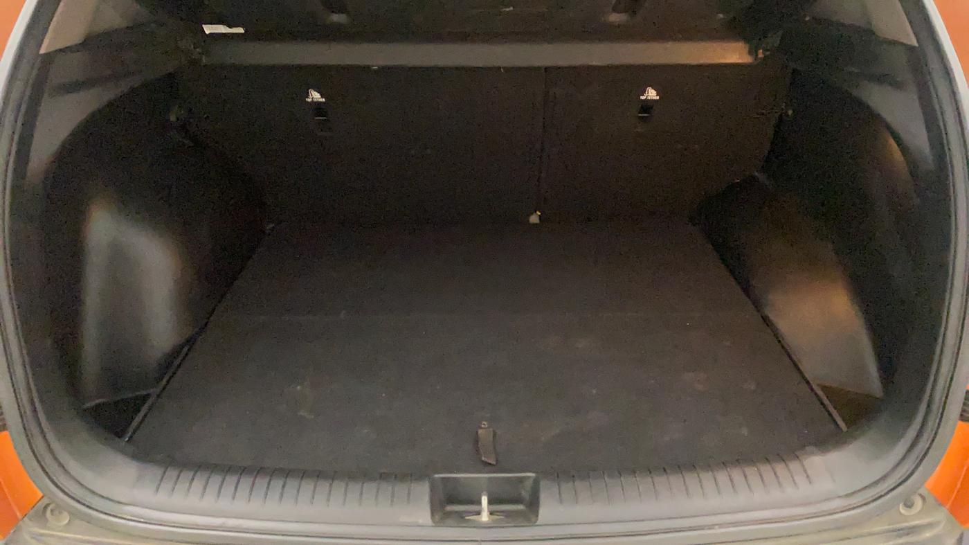 2018 Hyundai Creta SX AT 1.6 PETROL, Petrol, Automatic, 50,708 km, Boot Inside