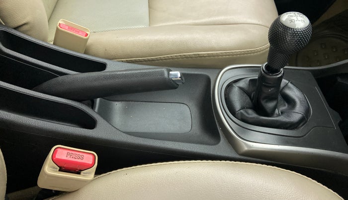 2015 Honda City 1.5L I-VTEC SV, Petrol, Manual, 50,717 km, Gear Lever