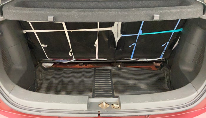 2011 Maruti Ritz VXI BS IV, Petrol, Manual, 61,375 km, Boot Inside View