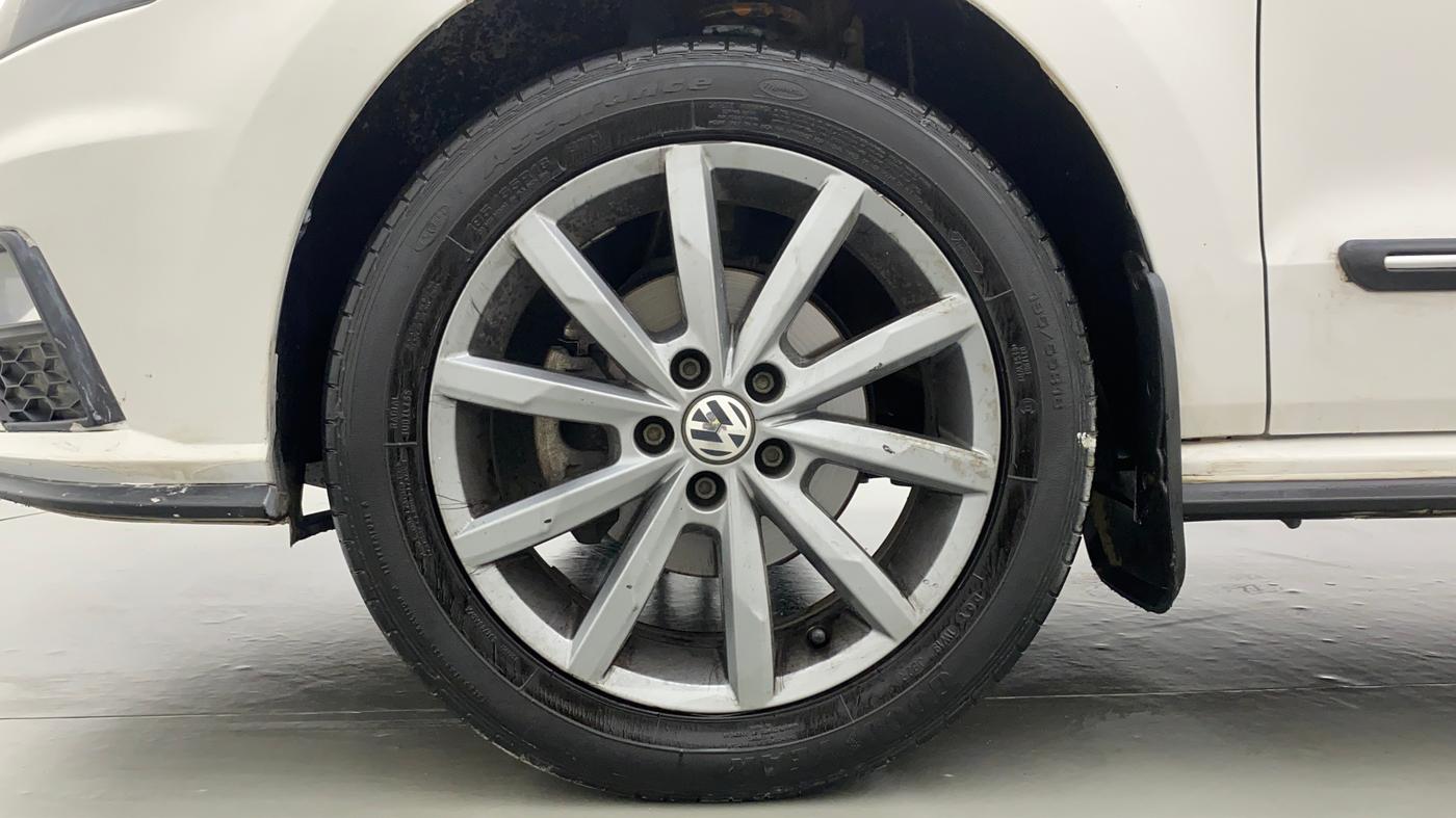2021 Volkswagen Polo GT TSI AT 1.0, Petrol, Automatic, 49,130 km, Left Front Wheel