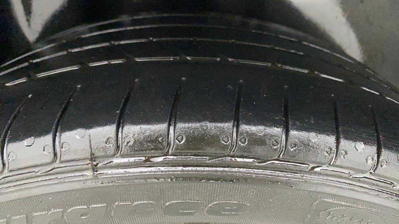 2021 Volkswagen Polo GT TSI AT 1.0, Petrol, Automatic, 49,130 km, Right Rear Tyre Tread