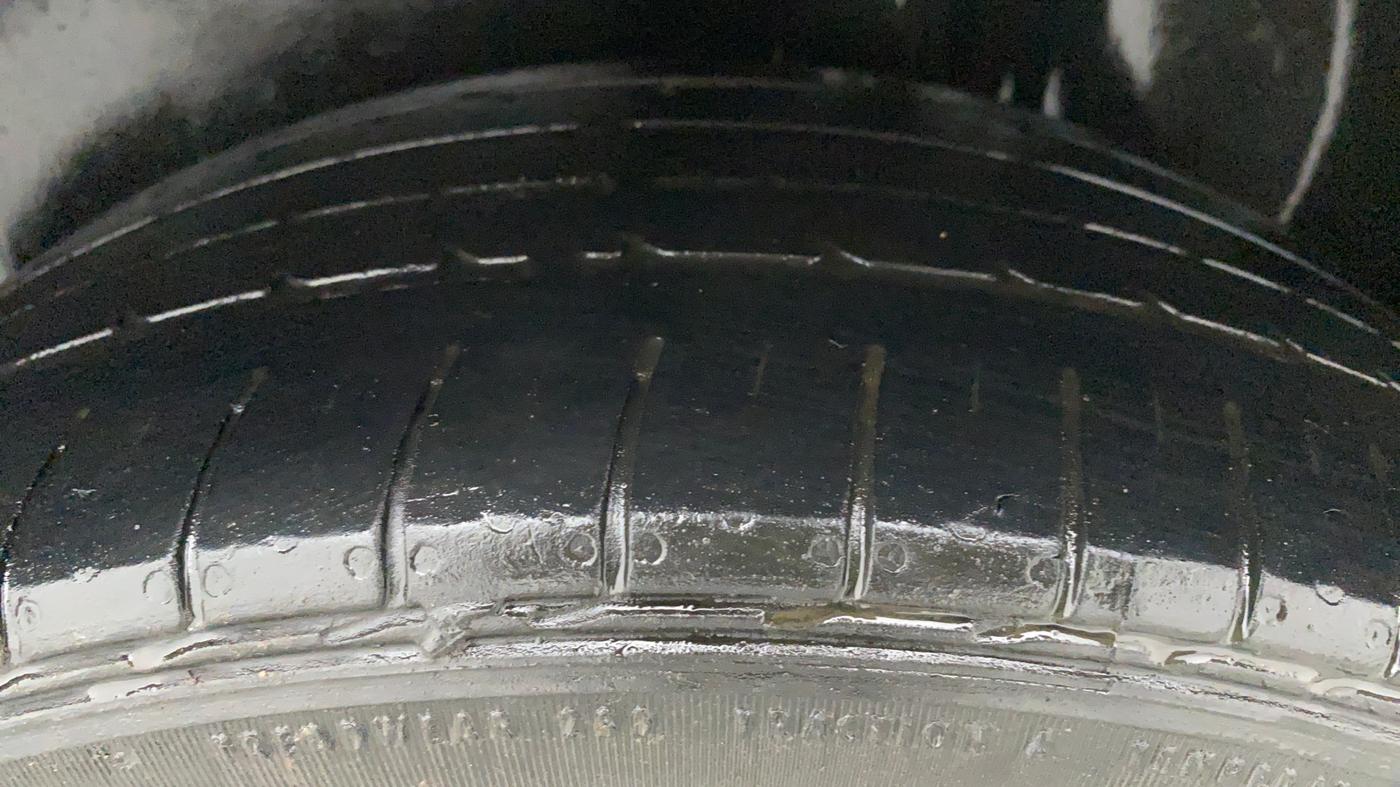 2021 Volkswagen Polo GT TSI AT 1.0, Petrol, Automatic, 49,130 km, Left Rear Tyre Tread