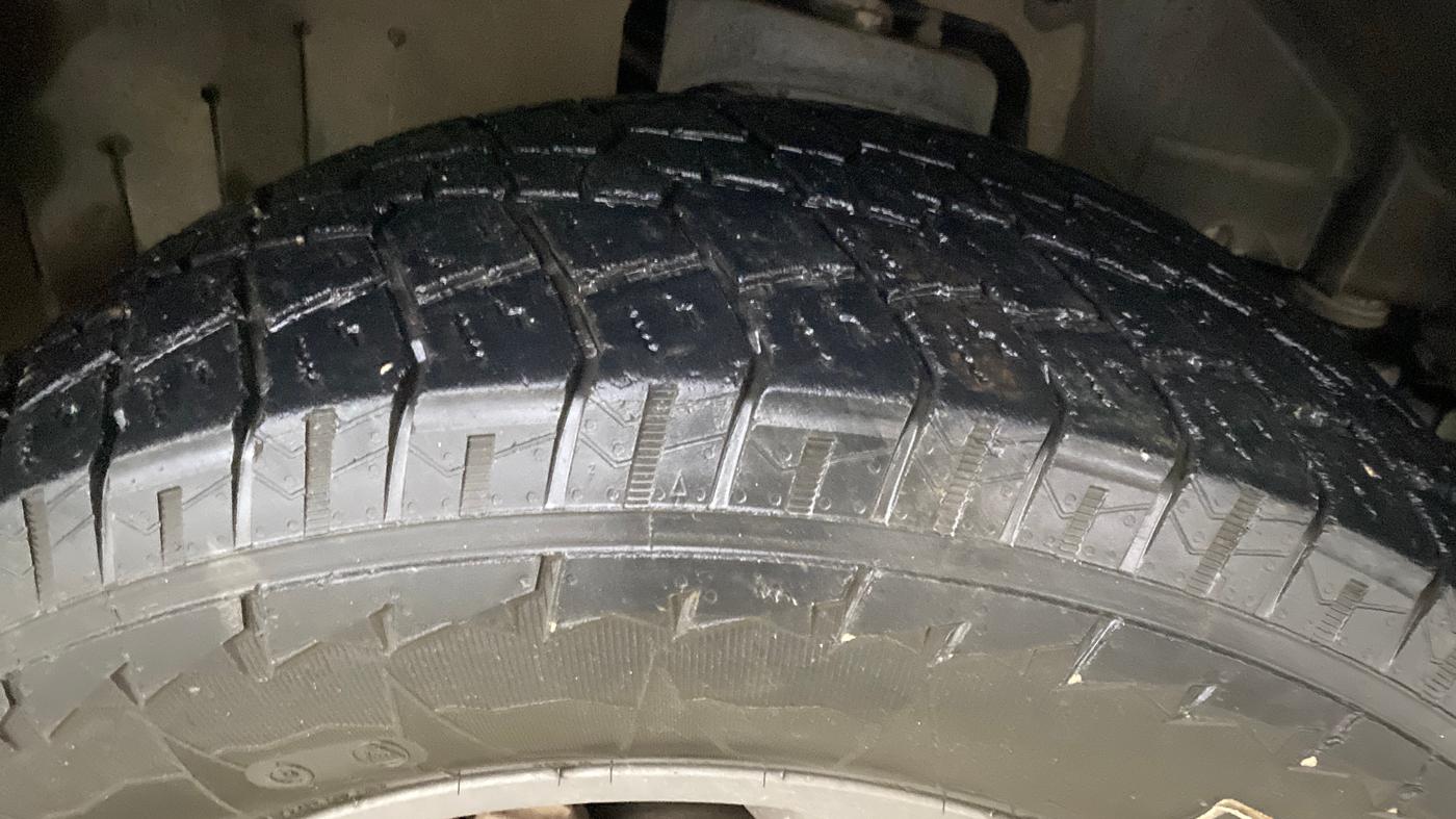 2023 Mahindra Thar LX D AT 4WD HT, Diesel, Automatic, 25,514 km, Right Front Tyre Tread