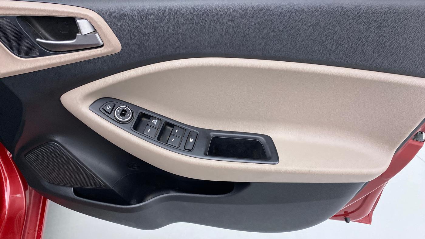 2019 Hyundai Elite i20 1.2 SPORTS PLUS VTVT, Petrol, Manual, 15,967 km, Driver Side Door Panels Control