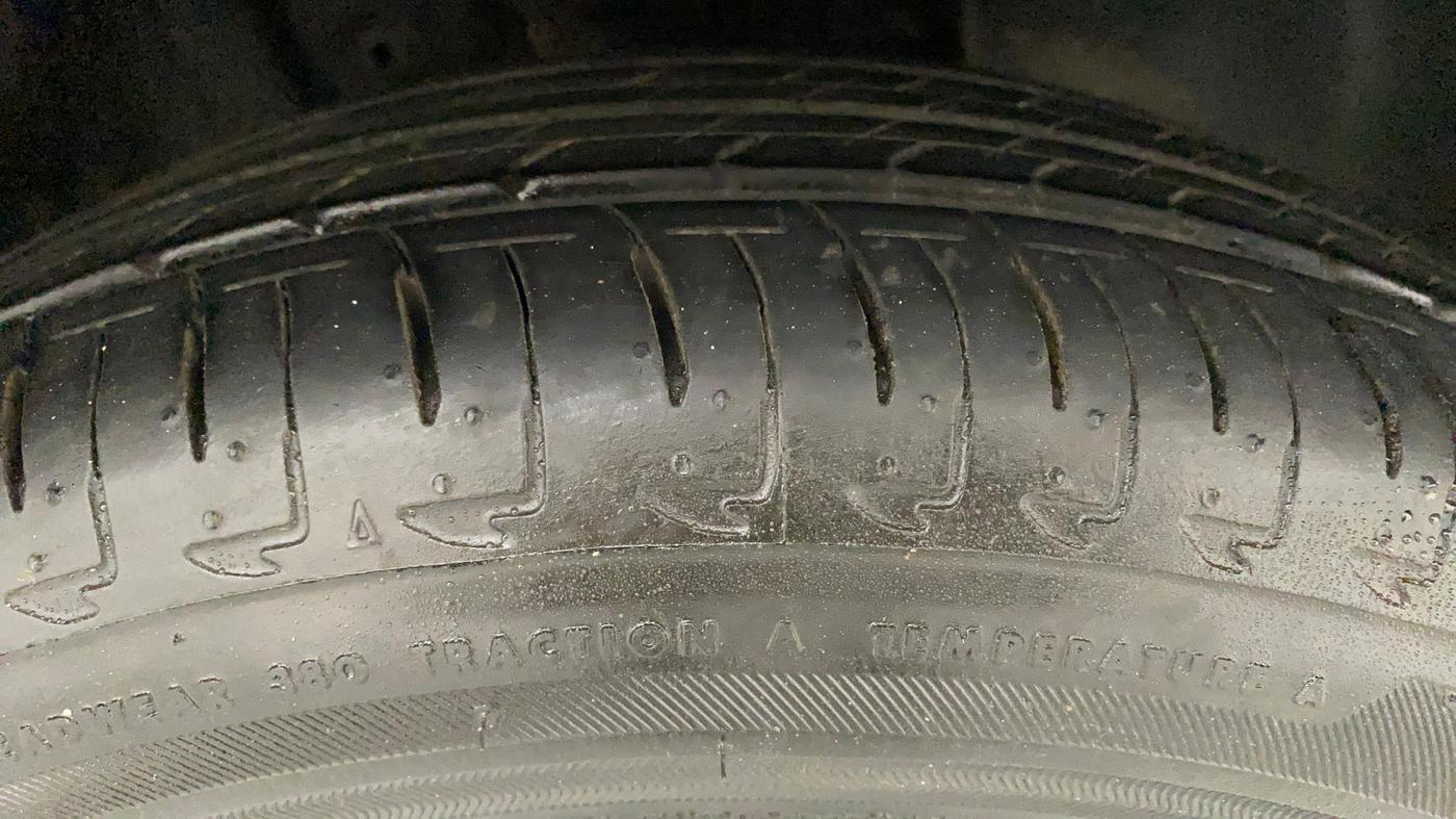 2022 Maruti IGNIS ZETA 1.2, Petrol, Manual, 2,594 km, Right Front Tyre Tread
