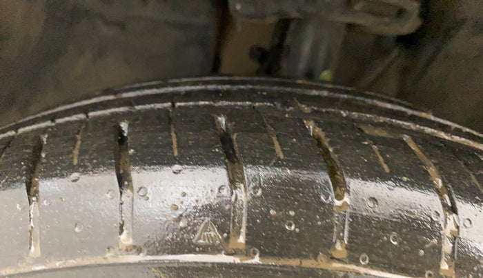 2023 Tata PUNCH ADVENTURE MT, Petrol, Manual, 34,950 km, Left Front Tyre Tread