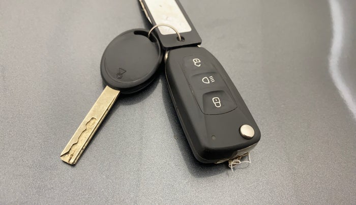 2023 Tata PUNCH ADVENTURE MT, Petrol, Manual, 34,950 km, Key Close Up