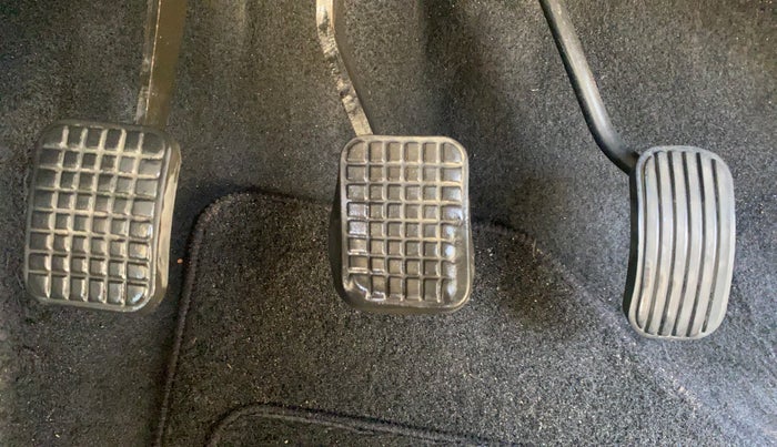 2018 Tata Tiago XZ PETROL, Petrol, Manual, 30,975 km, Pedals