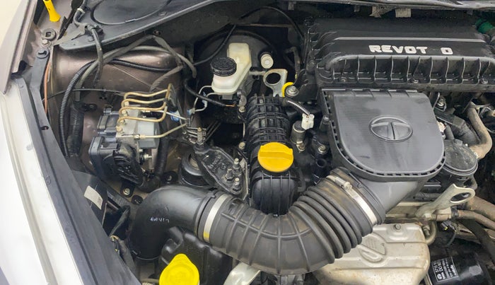2018 Tata Tiago XZ PETROL, Petrol, Manual, 30,975 km, Engine View - Right