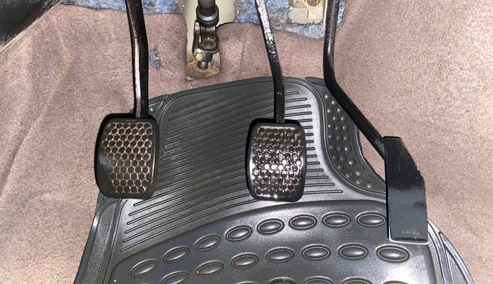 2013 Maruti Zen Estilo LXI CNG, CNG, Manual, 1,07,119 km, Pedals