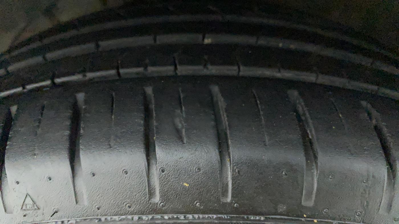 2021 Maruti Baleno ALPHA CVT PETROL 1.2, Petrol, Automatic, 15,471 km, Left Front Tyre Tread