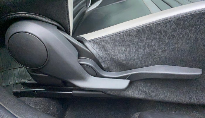 2021 Maruti Baleno ALPHA CVT PETROL 1.2, Petrol, Automatic, 15,471 km, Driver Side Adjustment Panel