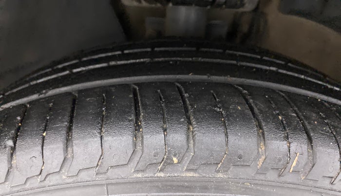 2019 Skoda Rapid STYLE 1.5 TDI, Diesel, Manual, 91,331 km, Left Front Tyre Tread