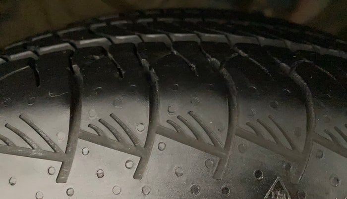 2019 KIA SELTOS GTX PLUS AT 1.5 DIESEL, Diesel, Automatic, 69,926 km, Right Front Tyre Tread