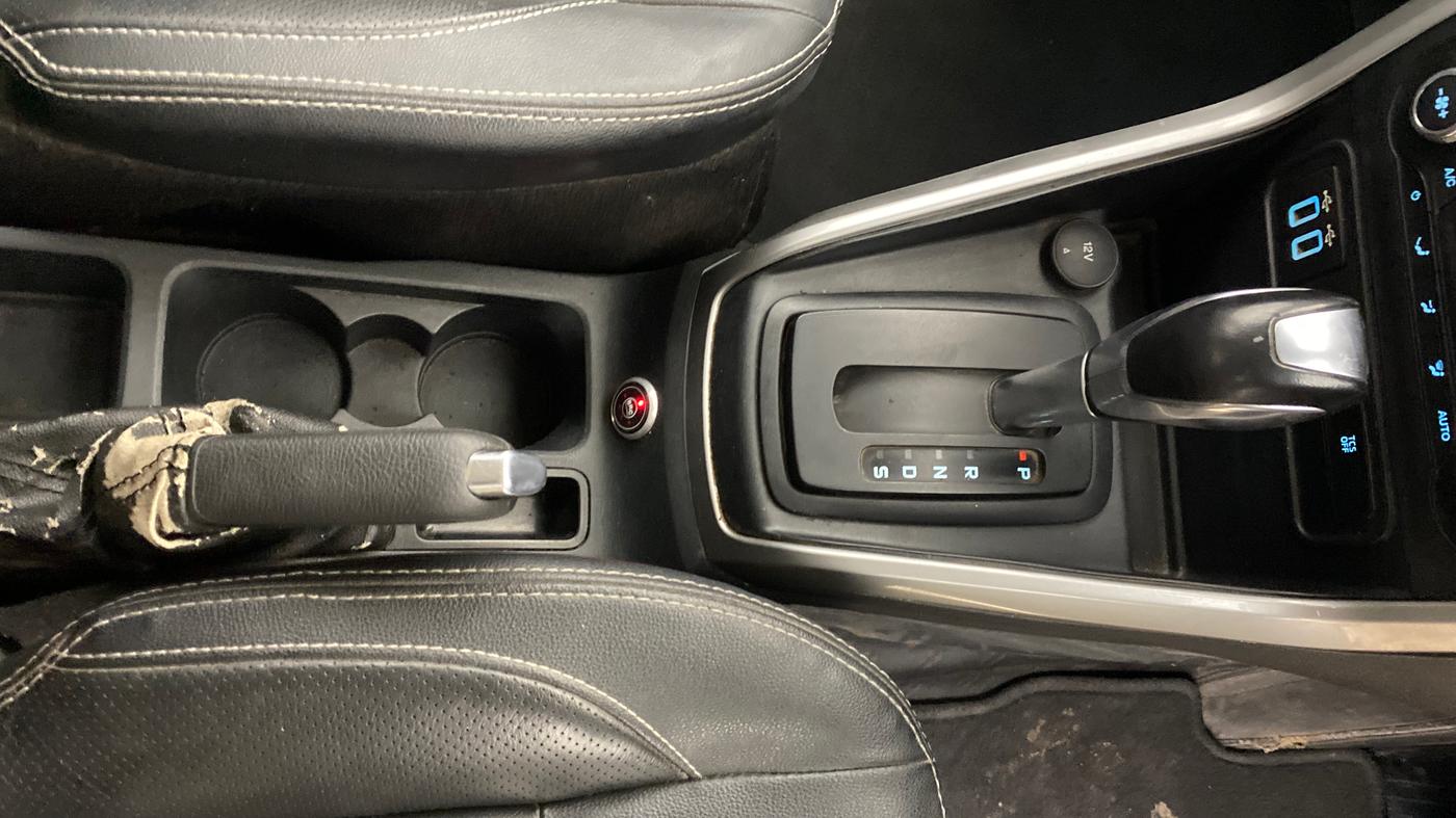 2018 Ford Ecosport TITANIUM + 1.5L PETROL AT, CNG, Automatic, 1,06,505 km, Gear Lever