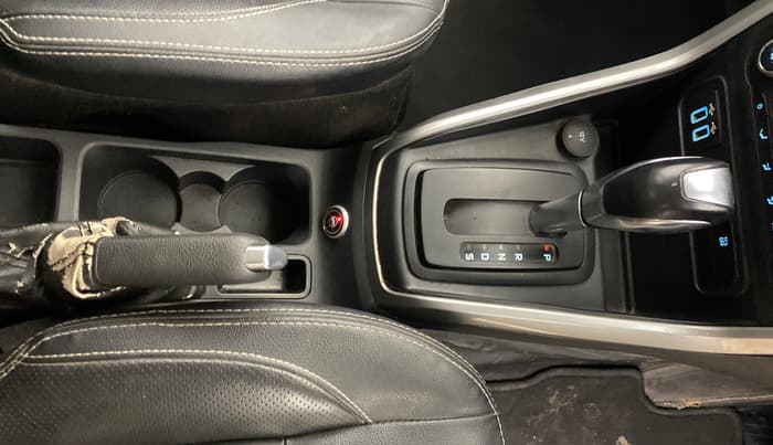2018 Ford Ecosport TITANIUM + 1.5L PETROL AT, CNG, Automatic, 1,06,505 km, Gear Lever