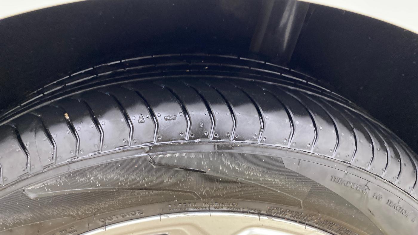 2018 Ford Ecosport TITANIUM + 1.5L PETROL AT, CNG, Automatic, 1,06,505 km, Left Rear Tyre Tread