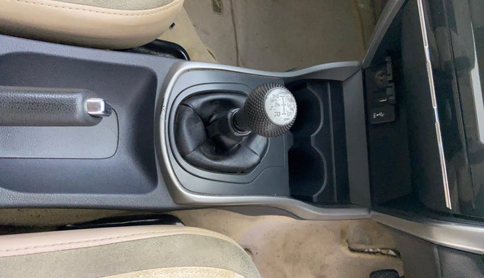 2019 Honda City 1.5L I-VTEC V MT, Petrol, Manual, 39,259 km, Gear Lever