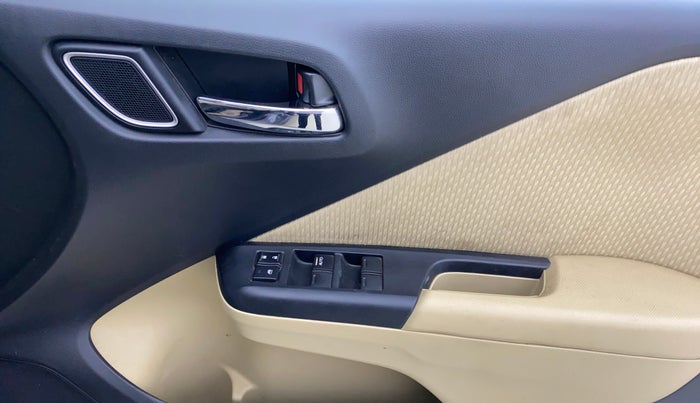 2019 Honda City 1.5L I-VTEC V MT, Petrol, Manual, 39,259 km, Driver Side Door Panels Control