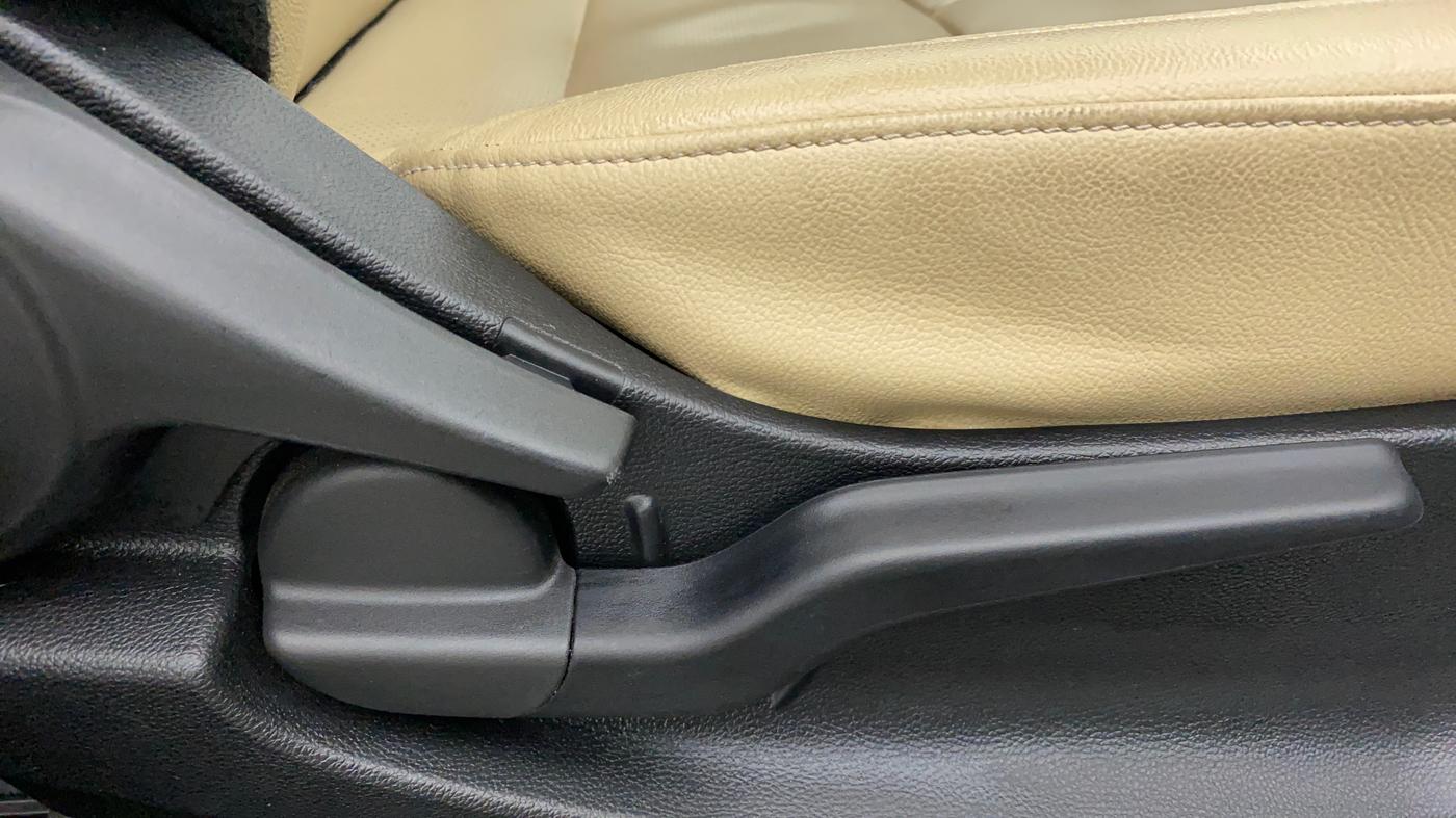 2021 Honda City 1.5L I-VTEC ZX, Petrol, Manual, 44,508 km, Driver Side Adjustment Panel