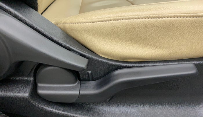 2021 Honda City 1.5L I-VTEC ZX, Petrol, Manual, 44,508 km, Driver Side Adjustment Panel