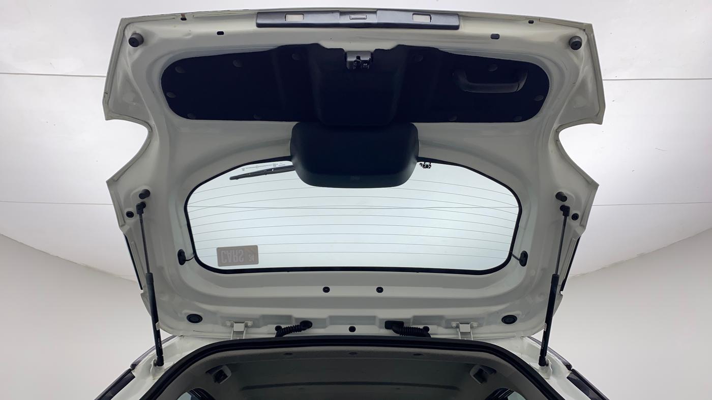 2021 Tata PUNCH CREATIVE  iRA PACK MT, Petrol, Manual, 14,806 km, Boot Door Open