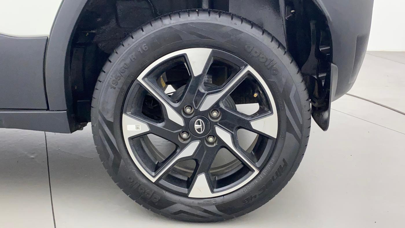 2021 Tata PUNCH CREATIVE  iRA PACK MT, Petrol, Manual, 14,806 km, Left Rear Wheel