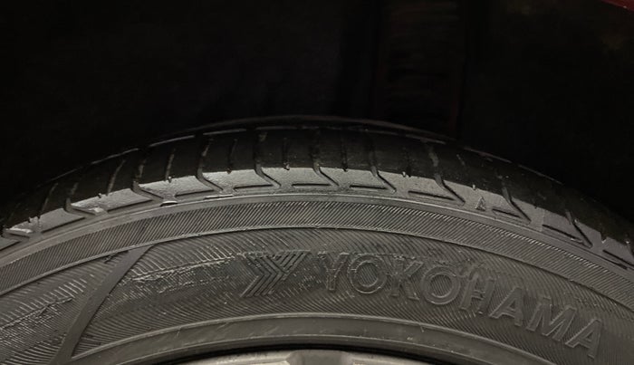 2019 Honda Civic 1.8L I-VTEC ZX CVT, Petrol, Automatic, 1,29,033 km, Left Rear Tyre Tread