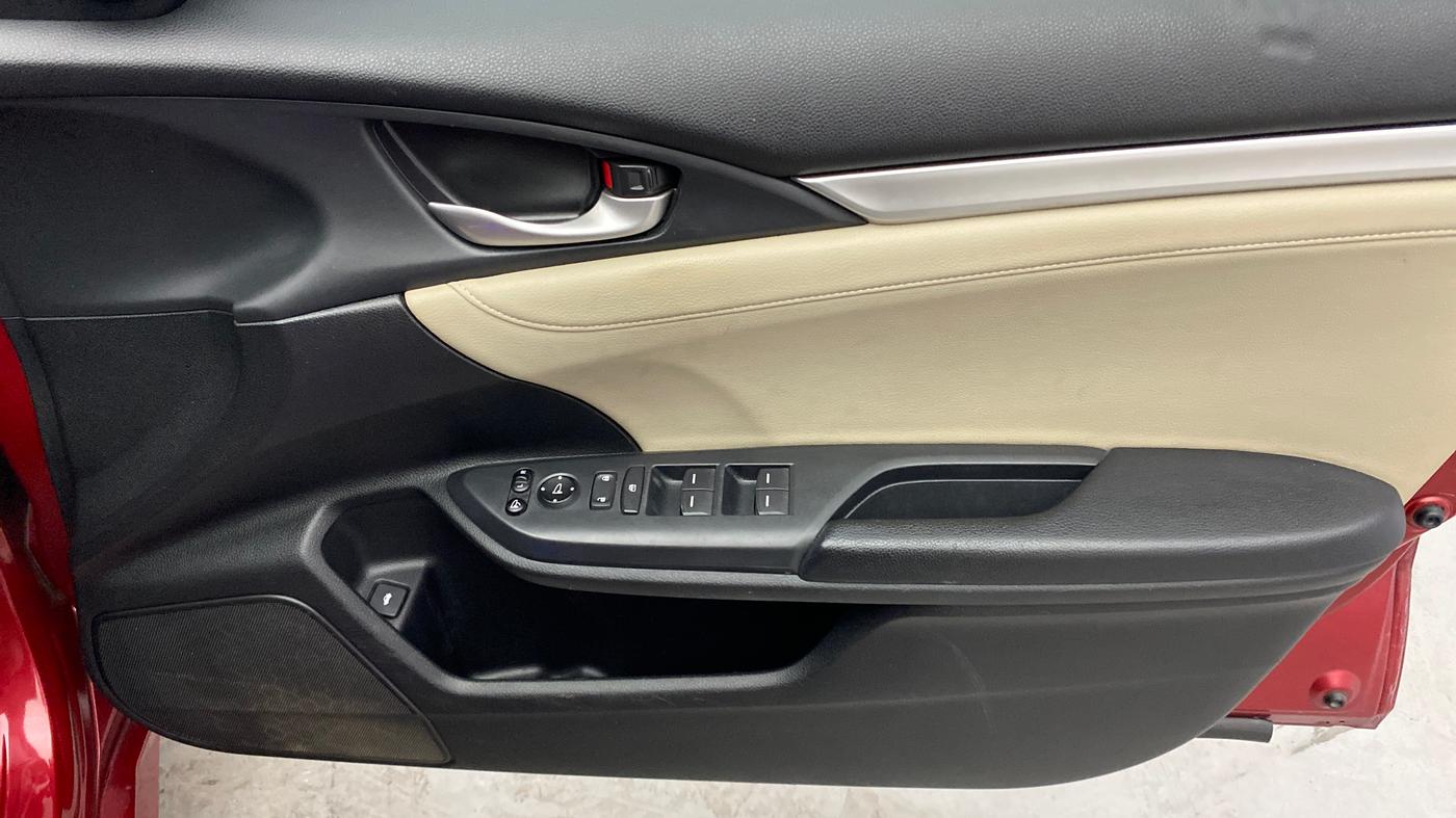 2019 Honda Civic 1.8L I-VTEC ZX CVT, Petrol, Automatic, 1,29,033 km, Driver Side Door Panels Control