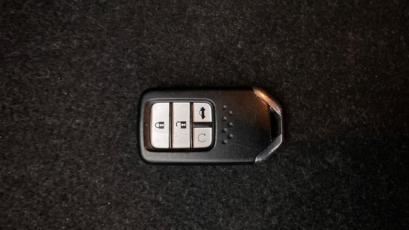 2019 Honda Civic 1.8L I-VTEC ZX CVT, Petrol, Automatic, 1,29,033 km, Key Close Up