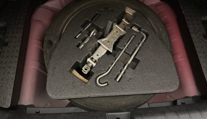 2019 Honda Civic 1.8L I-VTEC ZX CVT, Petrol, Automatic, 1,29,033 km, Spare Tyre