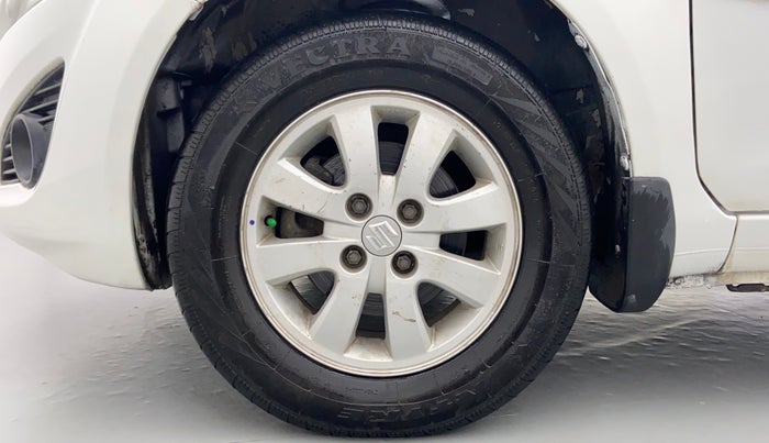 2013 Maruti Ritz ZDI, Diesel, Manual, 95,810 km, Left Front Wheel