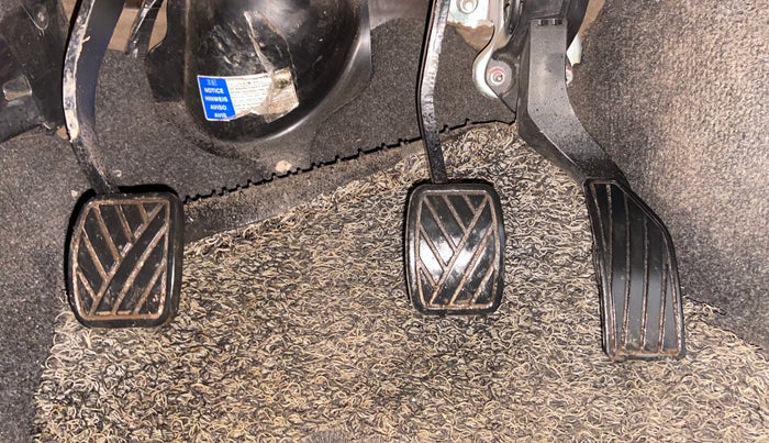 2013 Maruti Ritz ZDI, Diesel, Manual, 95,810 km, Pedals