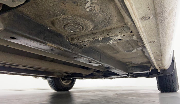 2013 Maruti Ritz ZDI, Diesel, Manual, 95,810 km, Right Side Underbody