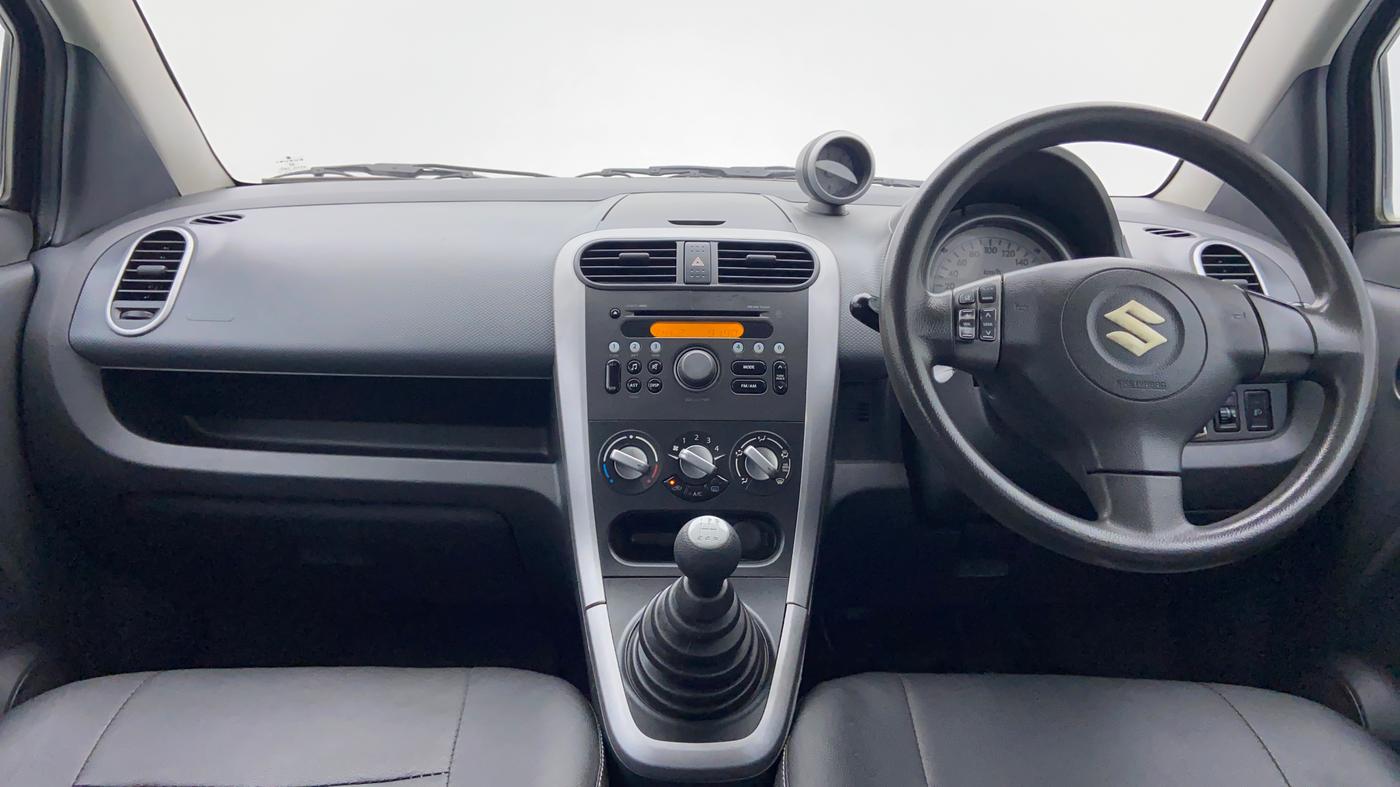 2013 Maruti Ritz ZDI, Diesel, Manual, 95,810 km, Dashboard