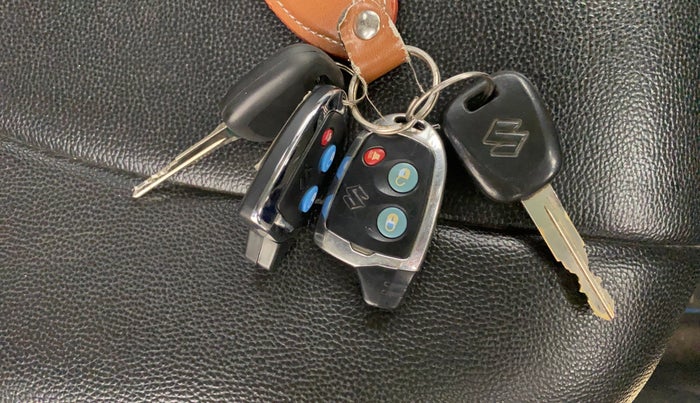 2018 Maruti Alto 800 LXI, Petrol, Manual, 33,465 km, Key Close Up