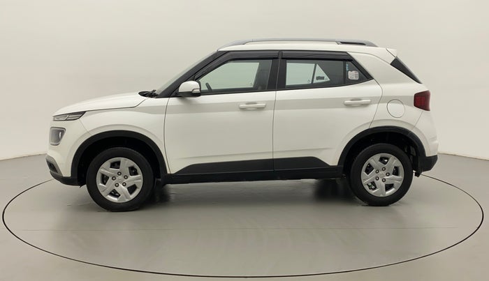 2022 Hyundai VENUE S+ 1.2, Petrol, Manual, 13,737 km, Left Side