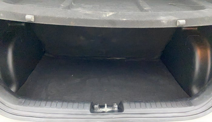 2022 Hyundai VENUE S+ 1.2, Petrol, Manual, 13,737 km, Boot Inside