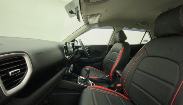 2022 Hyundai VENUE S+ 1.2, Petrol, Manual, 13,737 km, Right Side Front Door Cabin