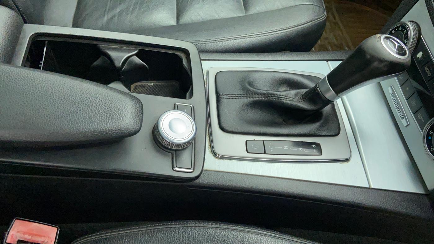 2011 Mercedes Benz C Class 200 CGI AVANTGARDE, Petrol, Automatic, 75,929 km, Gear Lever