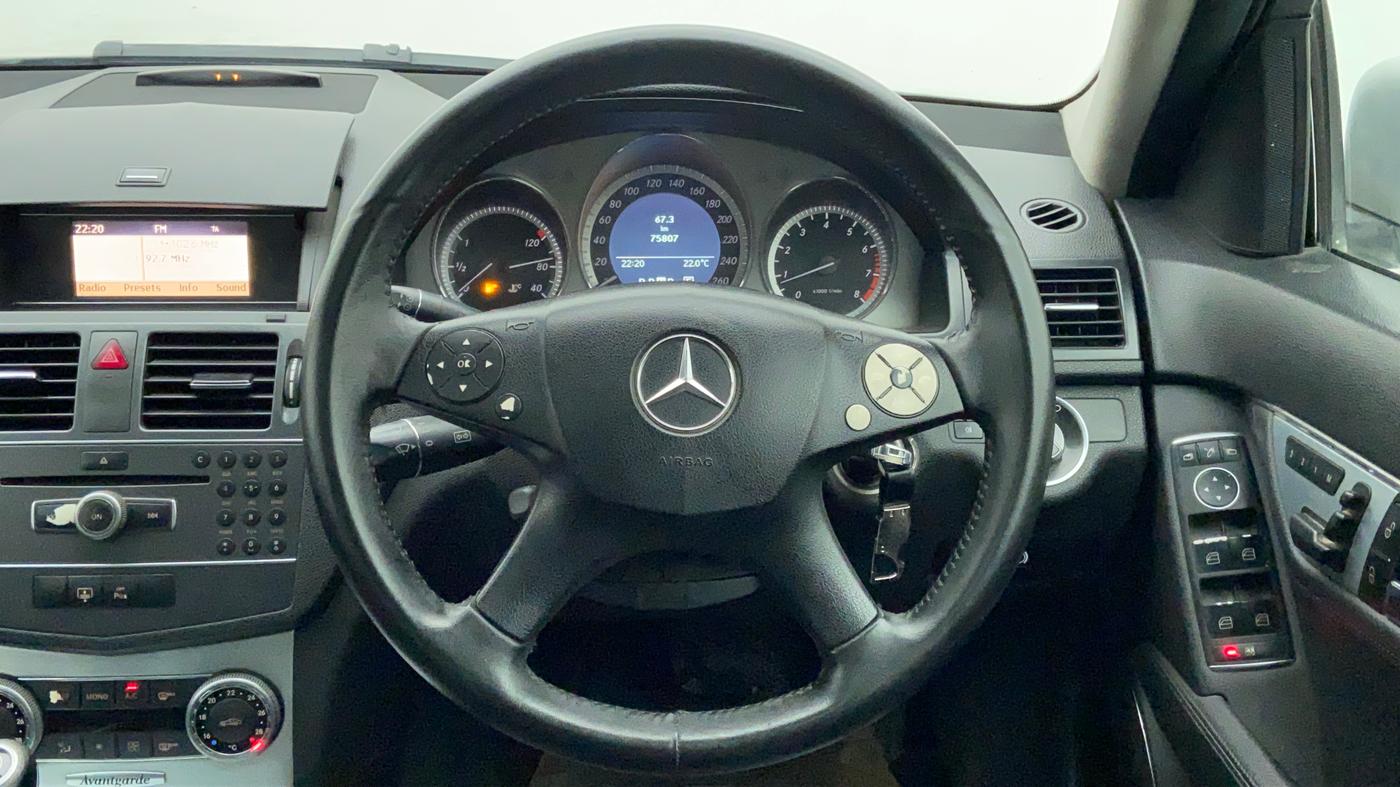 2011 Mercedes Benz C Class 200 CGI AVANTGARDE, Petrol, Automatic, 75,929 km, Steering Wheel Close Up