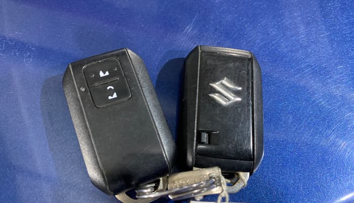 2021 Maruti Baleno ZETA PETROL 1.2, Petrol, Manual, 1,02,779 km, Key Close Up