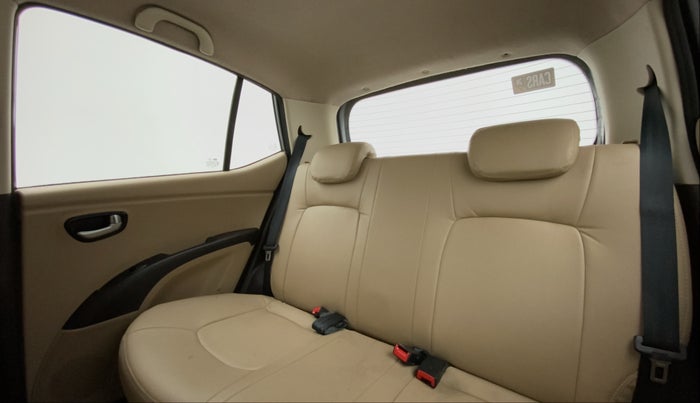 2010 Hyundai i10 SPORTZ 1.2 AT, Petrol, Automatic, 29,727 km, Right Side Rear Door Cabin